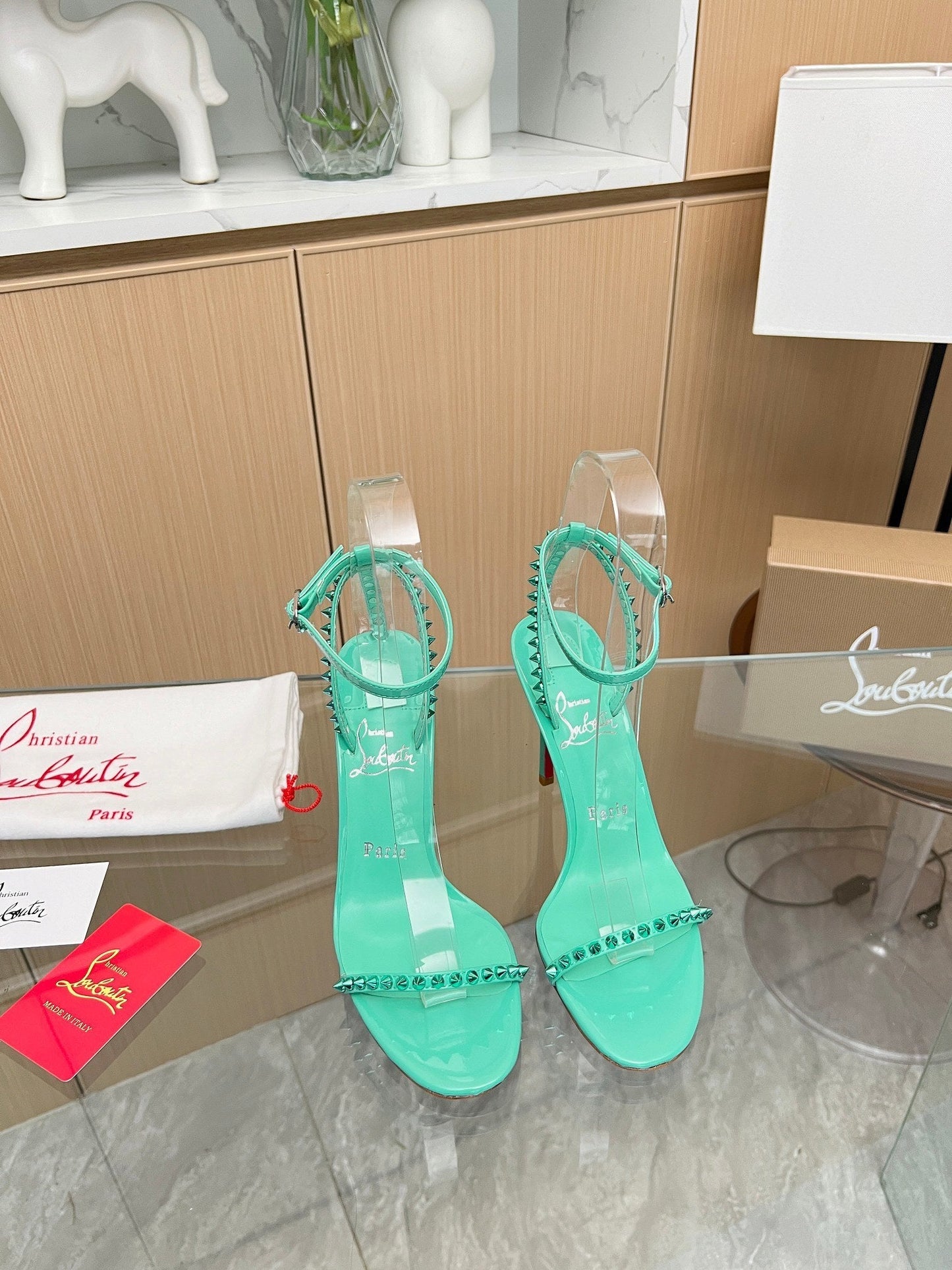 Dragons Bags - Best High-End Brands in One Place - AFFORDABLE LUXURY HEELS - 8081