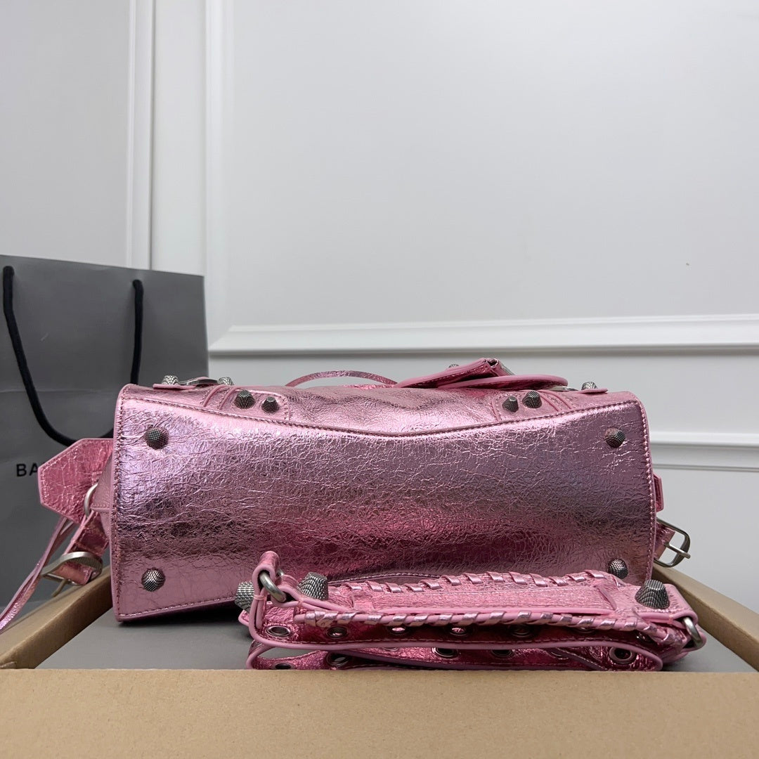 new-luxury-designer-bags-nm24274