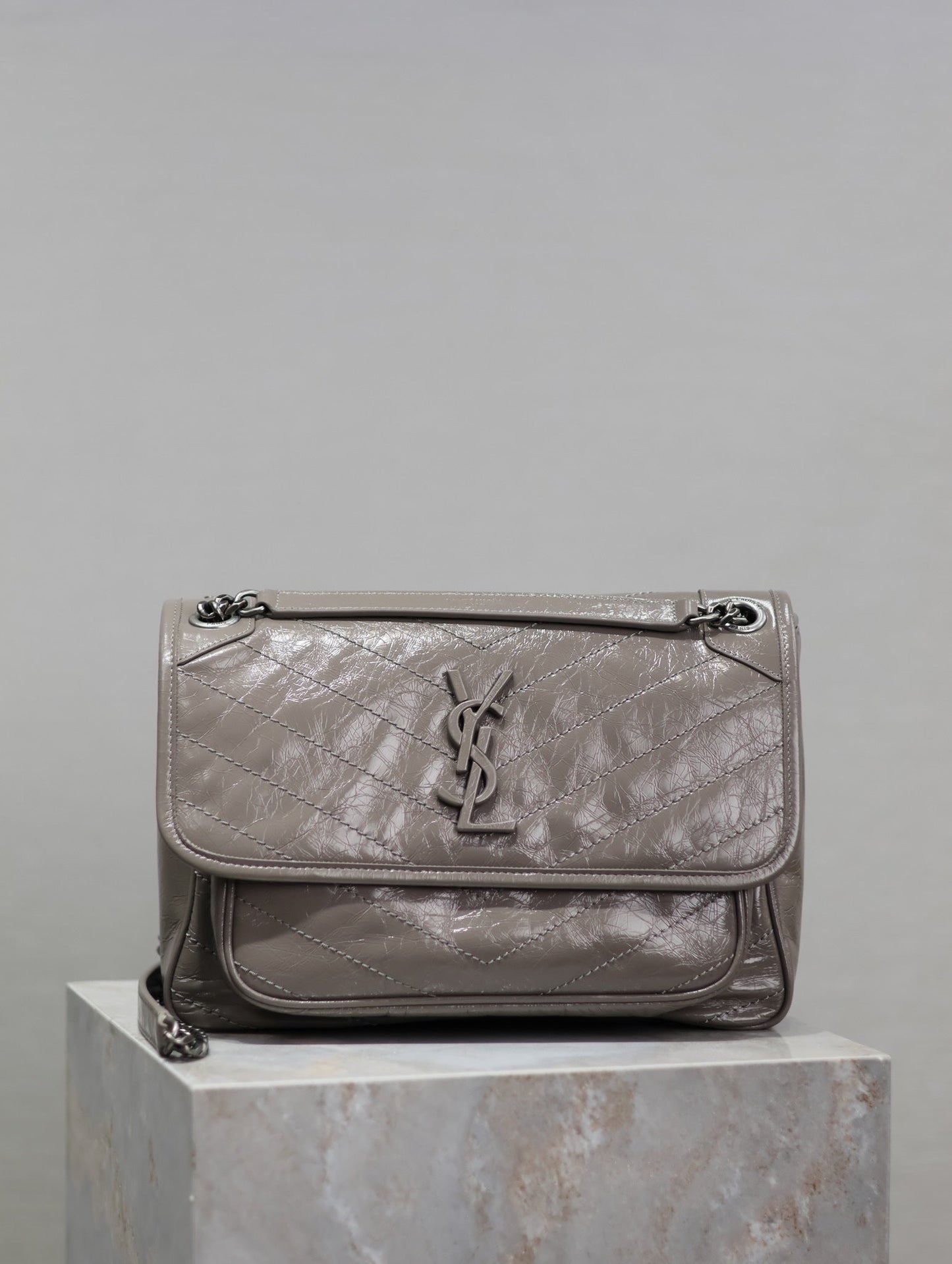 Dragons Bags - Best High-End Brands in One Place - AFFORDABLE LUXURY BAGS - 5985