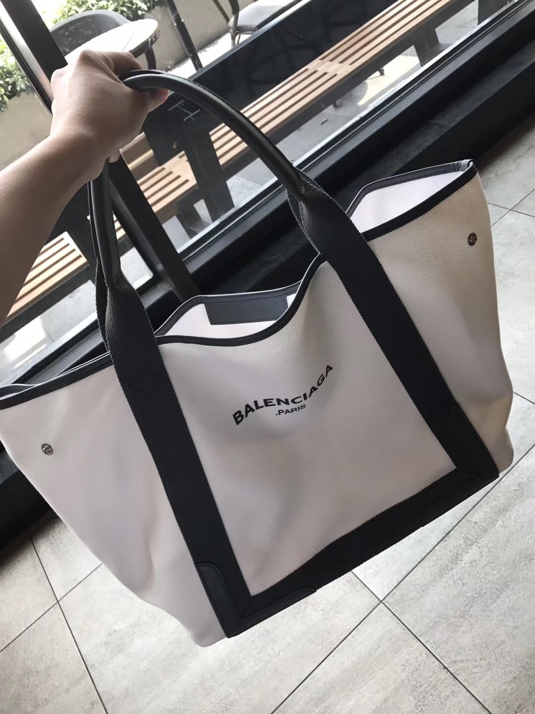 new-luxury-designer-bags-nm24990