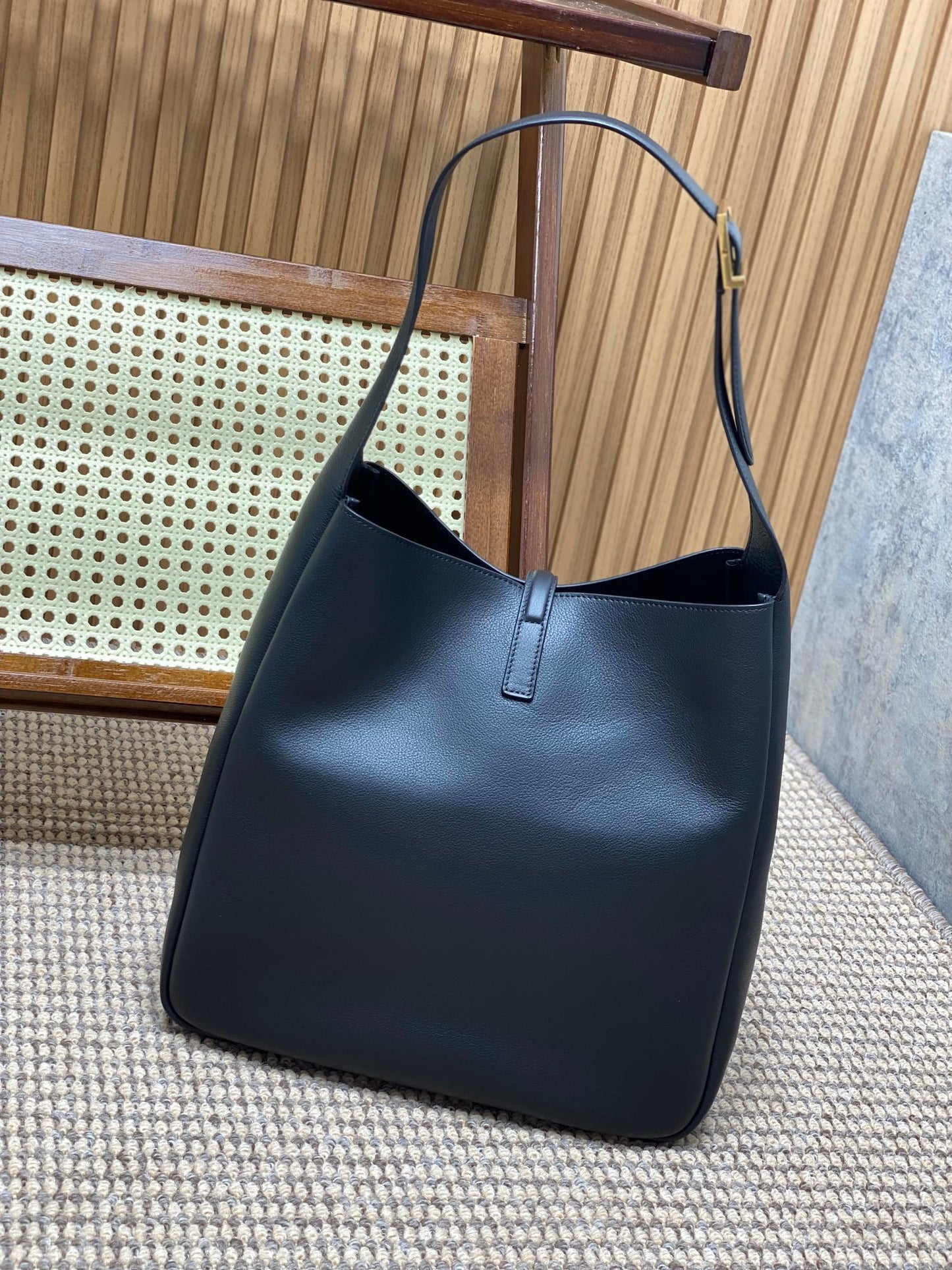 Dragons Bags - High-Quality Designer Products for You - AFFORDABLE LUXURY BAGS - 5847