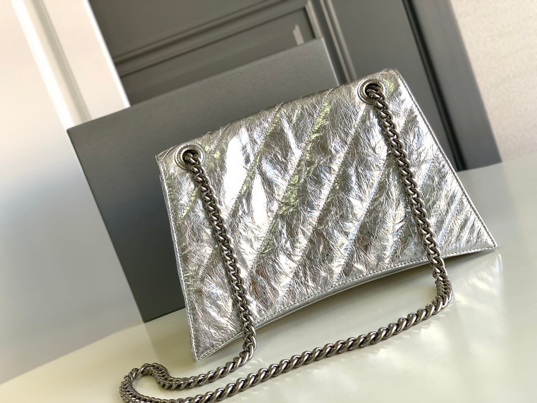 new-luxury-designer-bags-nm24194