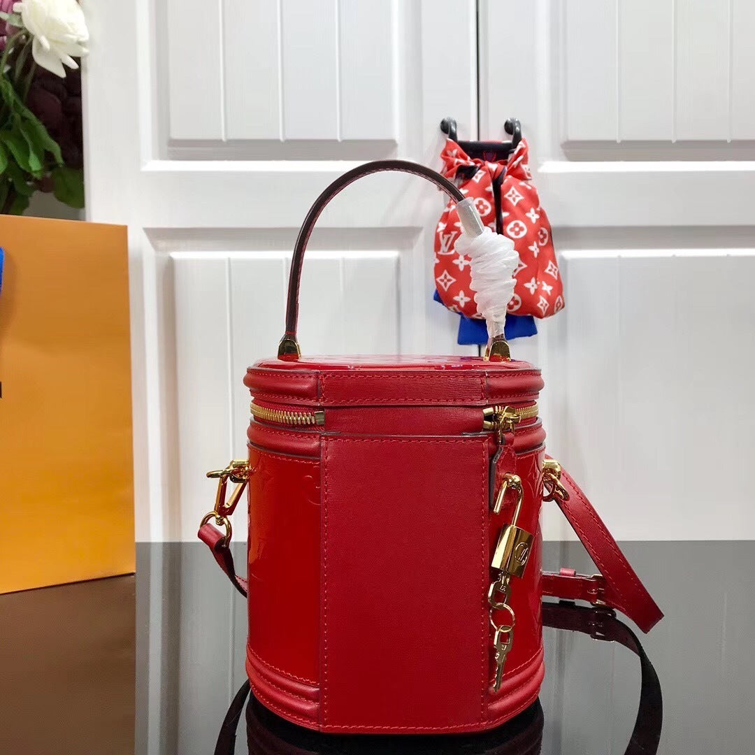 Dragons Bags - High-Quality Designer Products for You - AFFORDABLE LUXURY BAGS - 3911