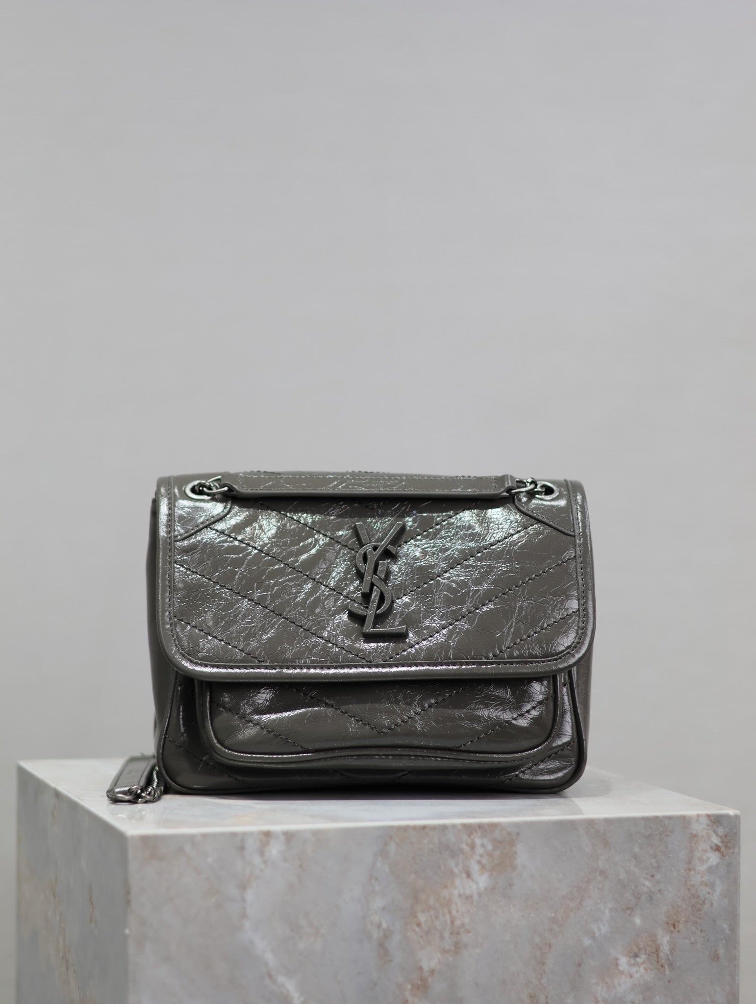 Dragons Bags - High-Quality Designer Products for You - AFFORDABLE LUXURY BAGS - 5991