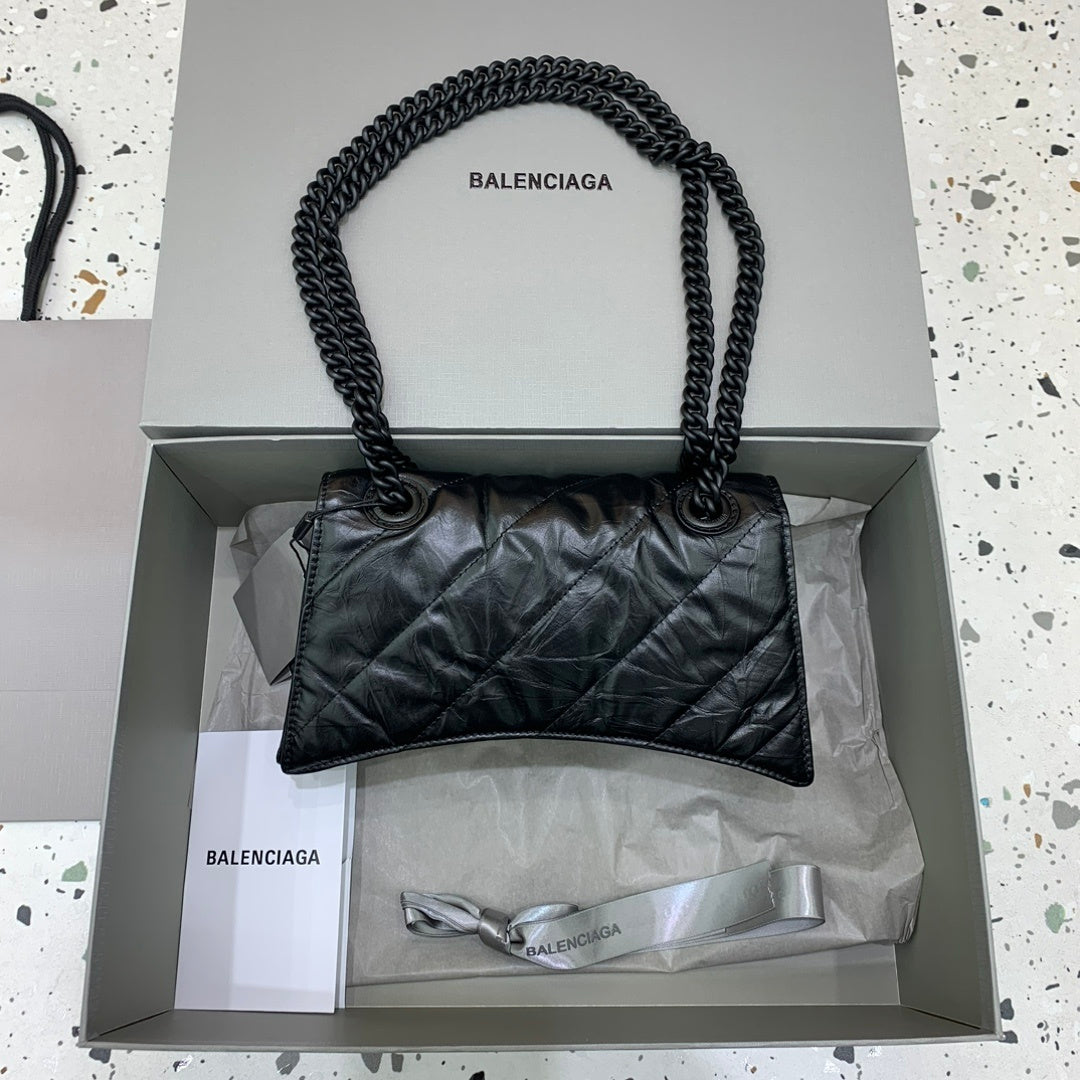 new-luxury-designer-bags-nm24335