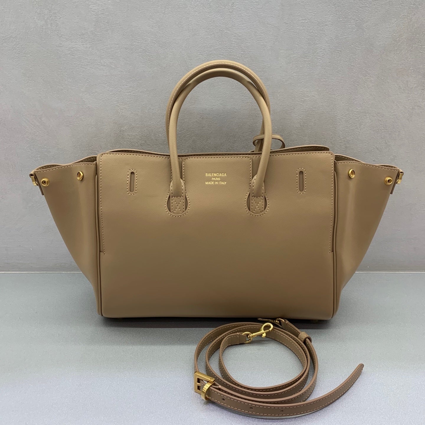new-luxury-designer-bags-nm23996