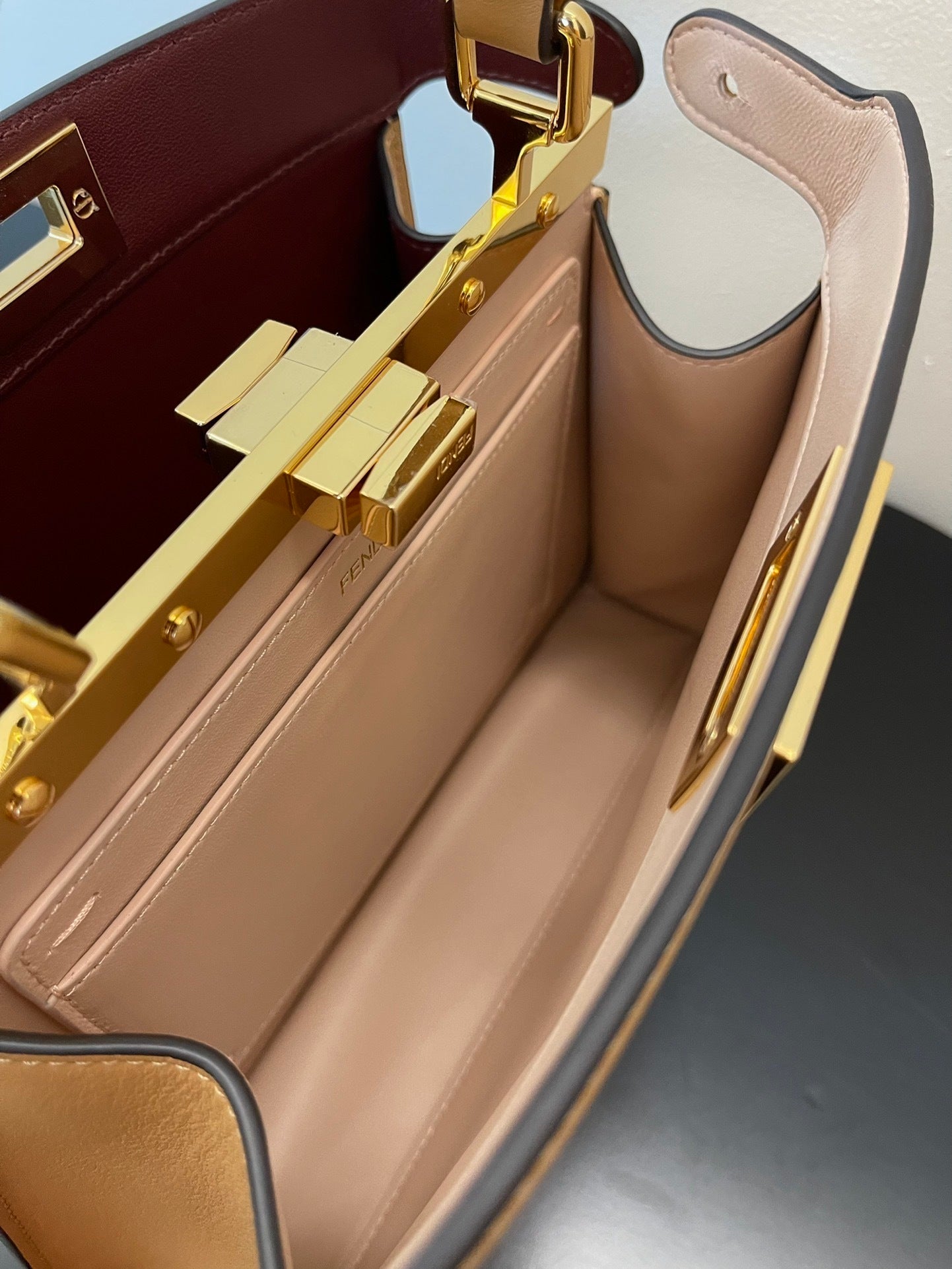 Dragons Bags - Best High-End Brands in One Place - AFFORDABLE LUXURY BAGS - 19144