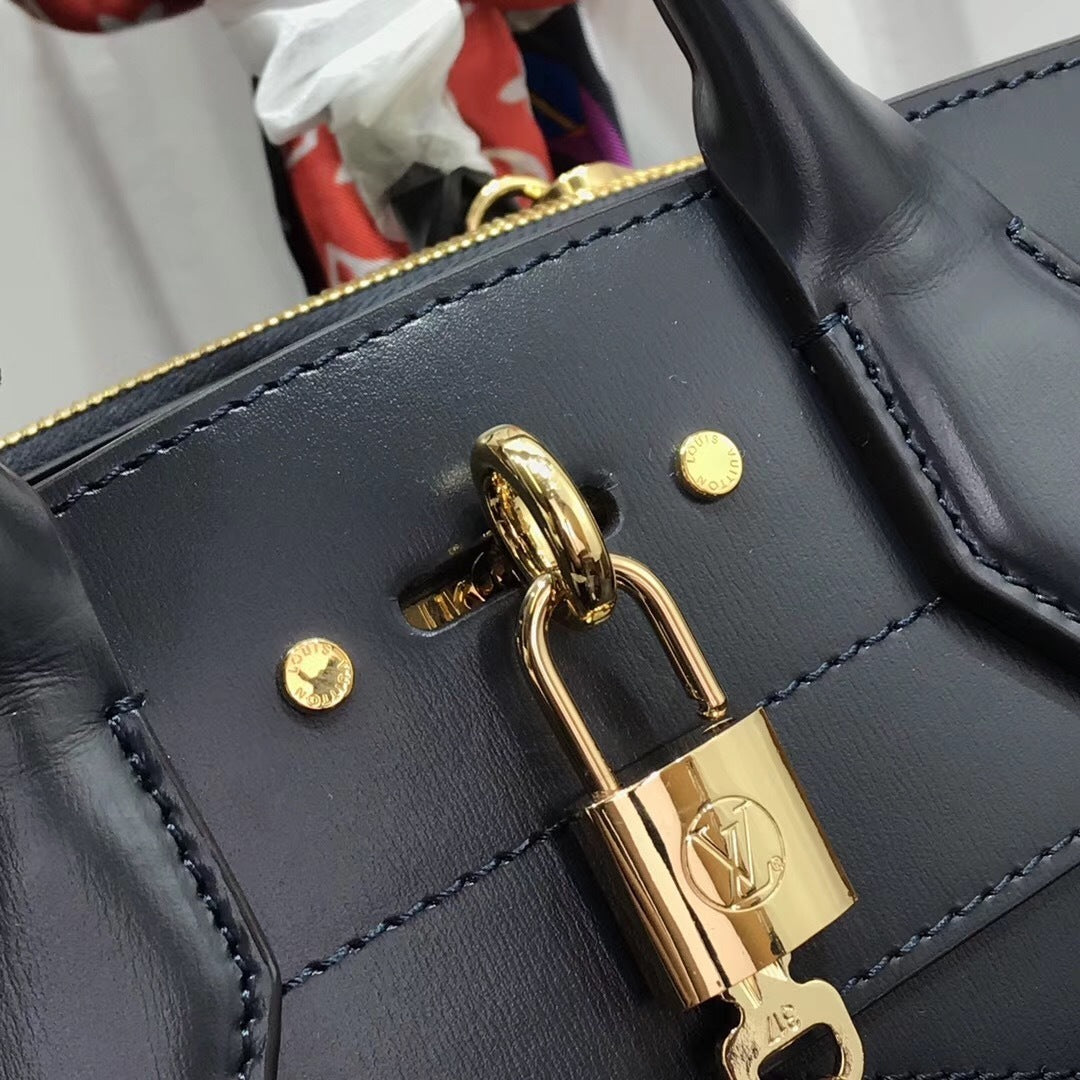 Dragons Bags - Best High-End Brands in One Place - AFFORDABLE LUXURY BAGS - 4081