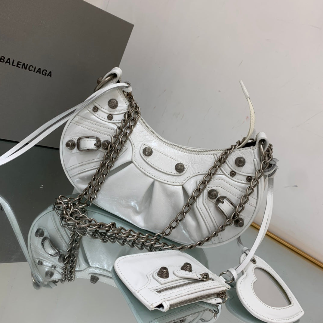 new-luxury-designer-bags-nm24192