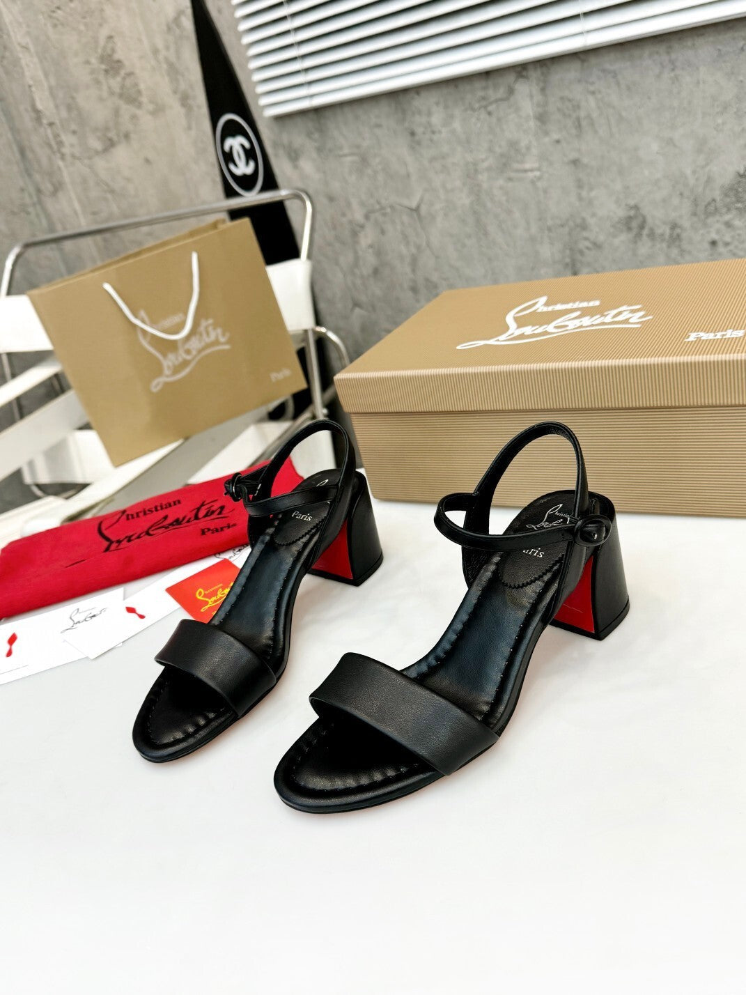 Dragons Bags - High-Quality Designer Products for You - AFFORDABLE LUXURY HEELS - 8123