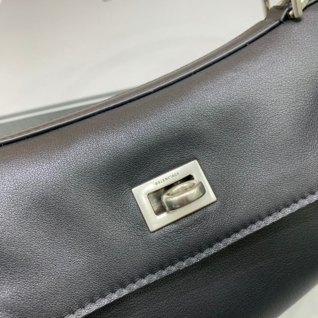 new-luxury-designer-bags-nm24345