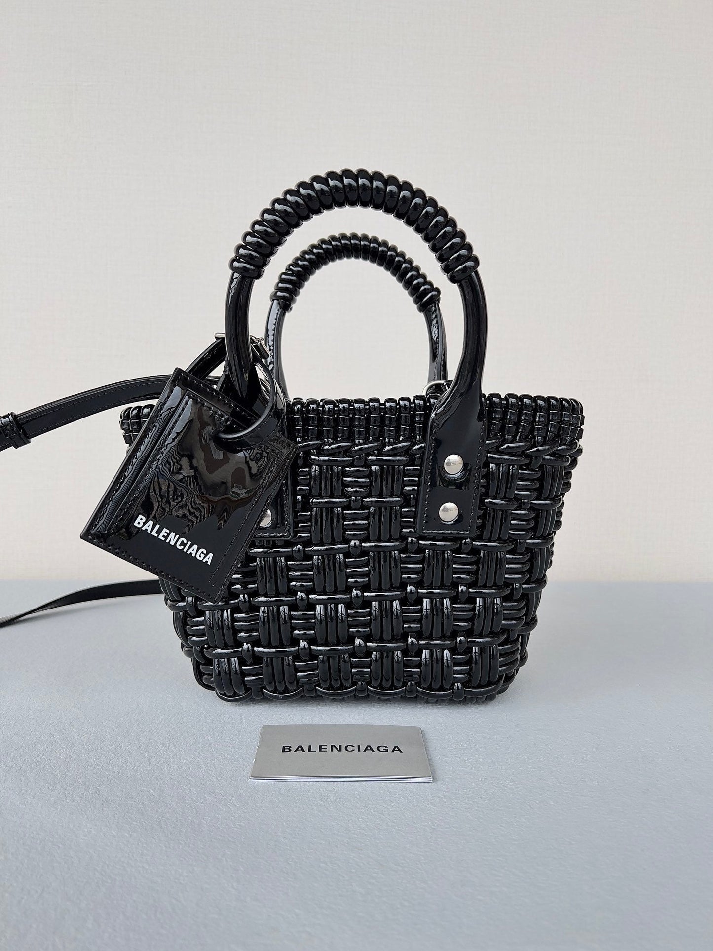 new-luxury-designer-bags-nm24061
