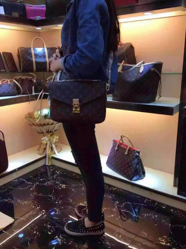 Dragons Bags - Premium Luxury Goods and Accessories - AFFORDABLE LUXURY BAGS - 3490