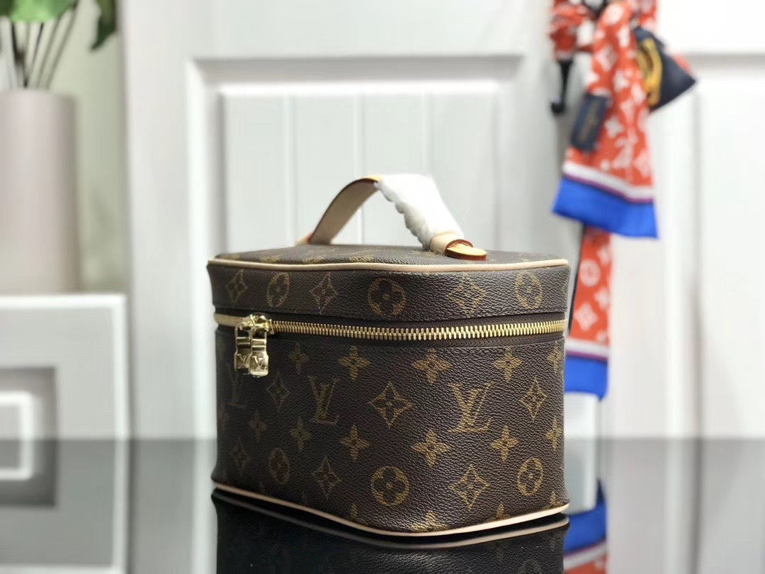 new-designer-premium-bags-nm21945