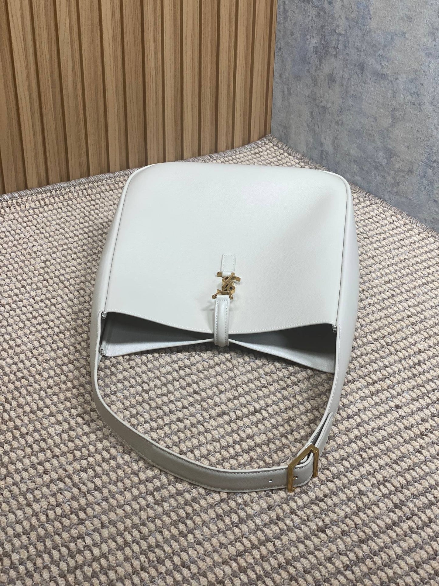 Dragons Bags - DESIGNER BAGS FOR WOMEN - AFFORDABLE LUXURY BAGS - 5912
