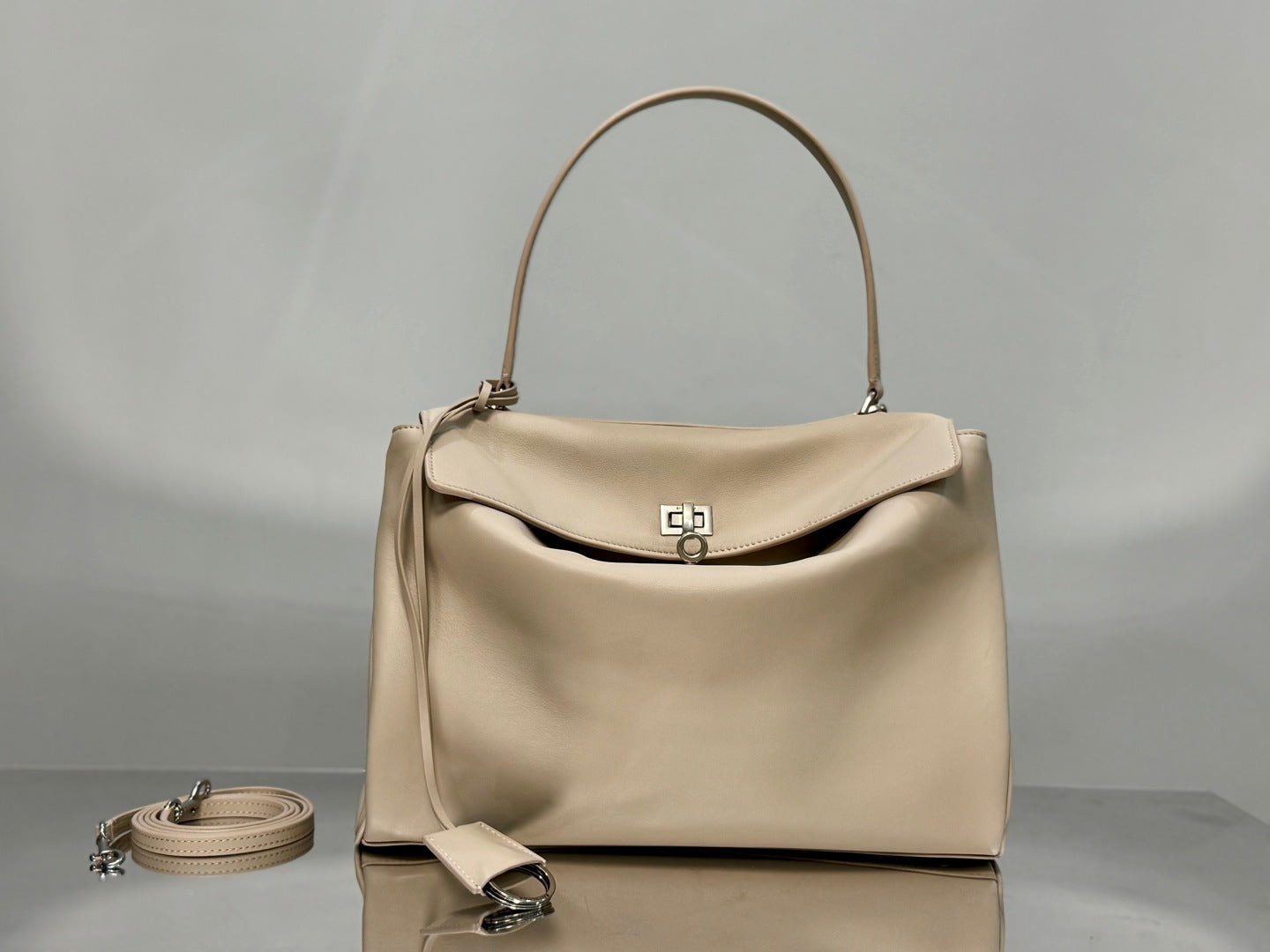 new-luxury-designer-bags-nm24572