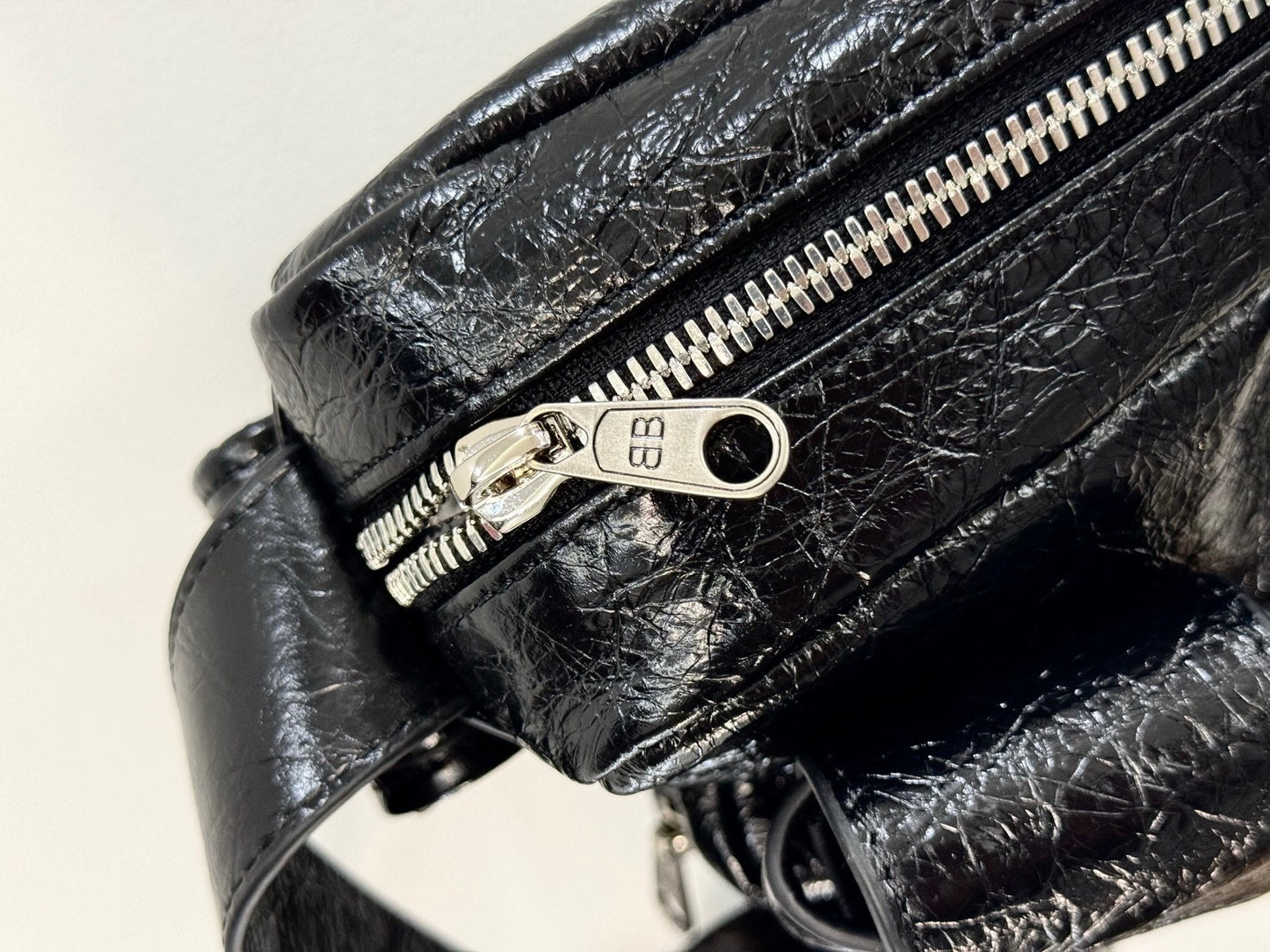 new-luxury-designer-bags-nm24390