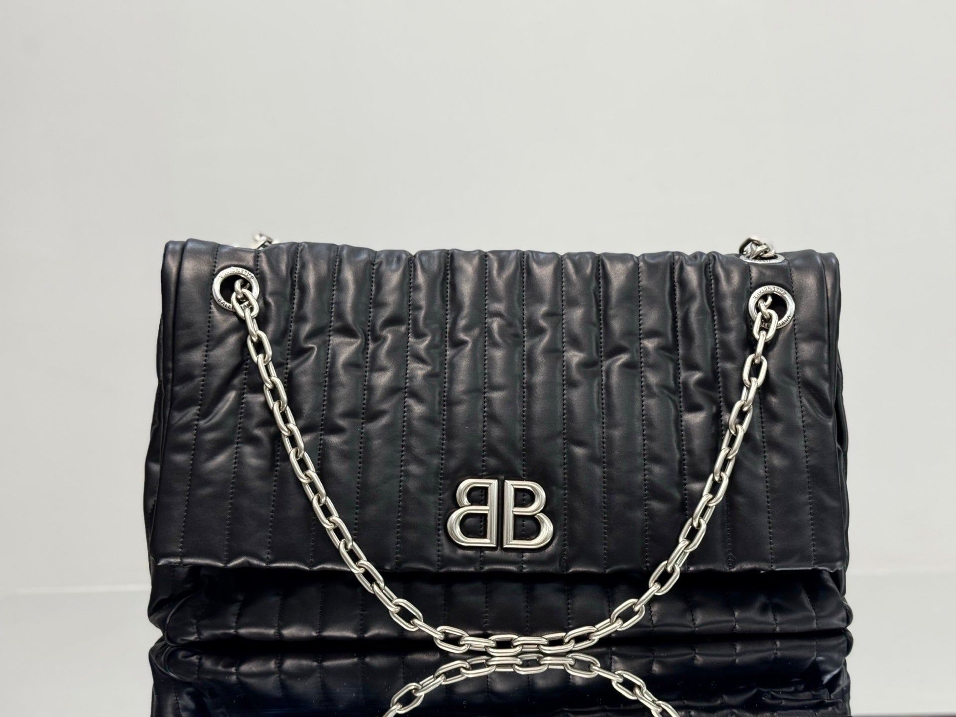 new-designer-premium-bags-nm24431