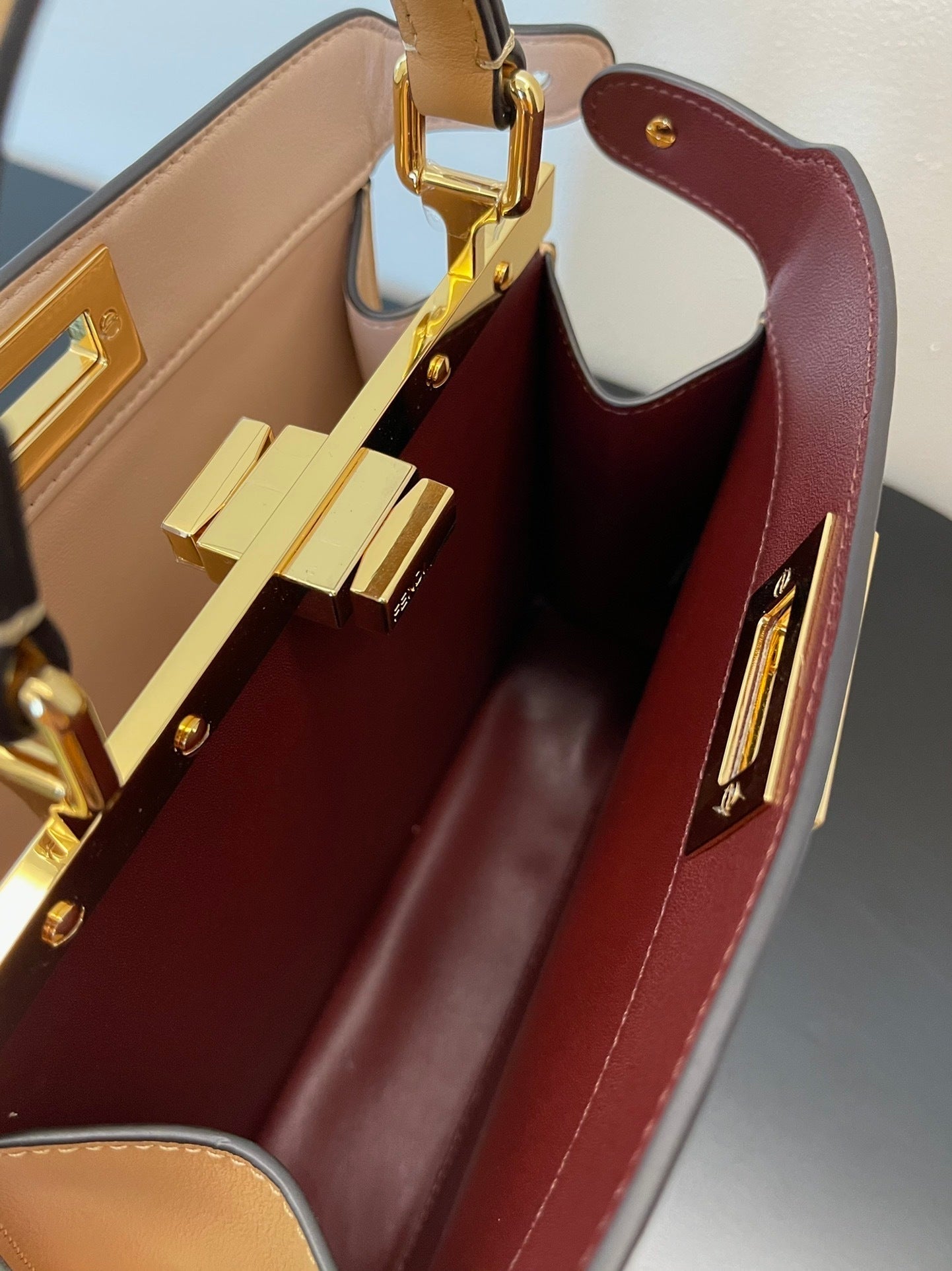 Dragons Bags - Best High-End Brands in One Place - AFFORDABLE LUXURY BAGS - 19144