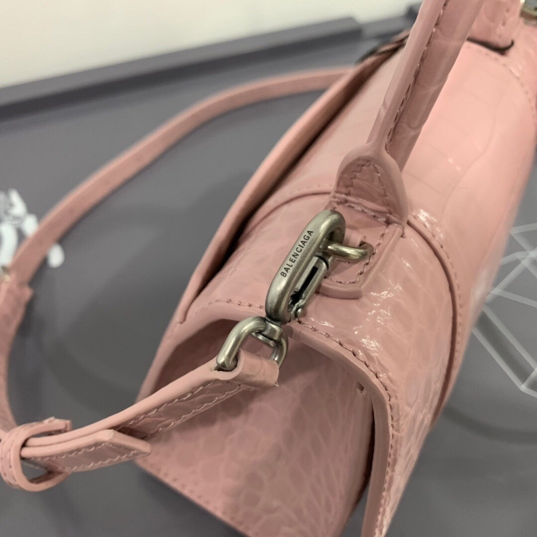 new-luxury-designer-bags-nm24065