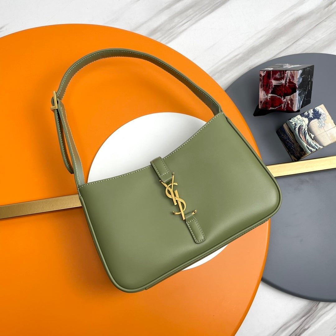 Dragons Bags - High-Quality Designer Products for You - AFFORDABLE LUXURY BAGS - 5723
