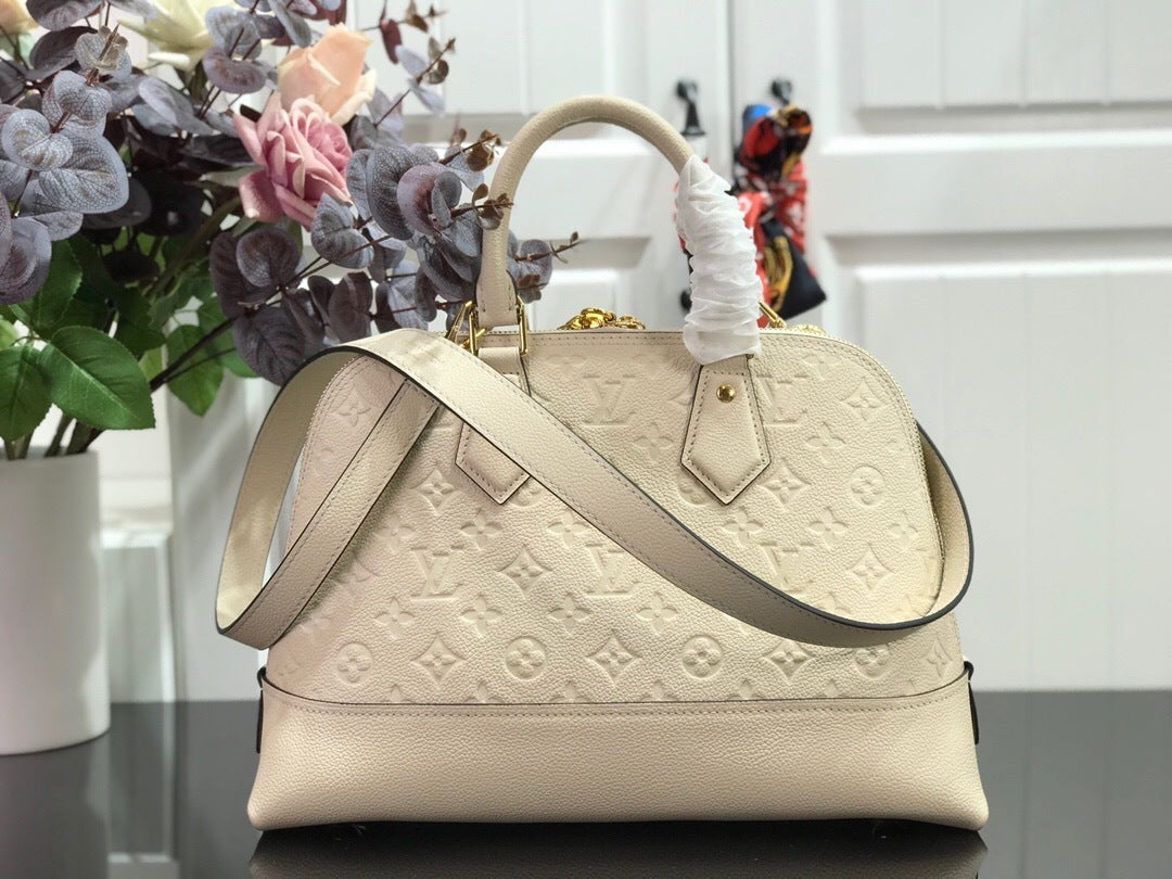 new-luxury-designer-bags-nm22036