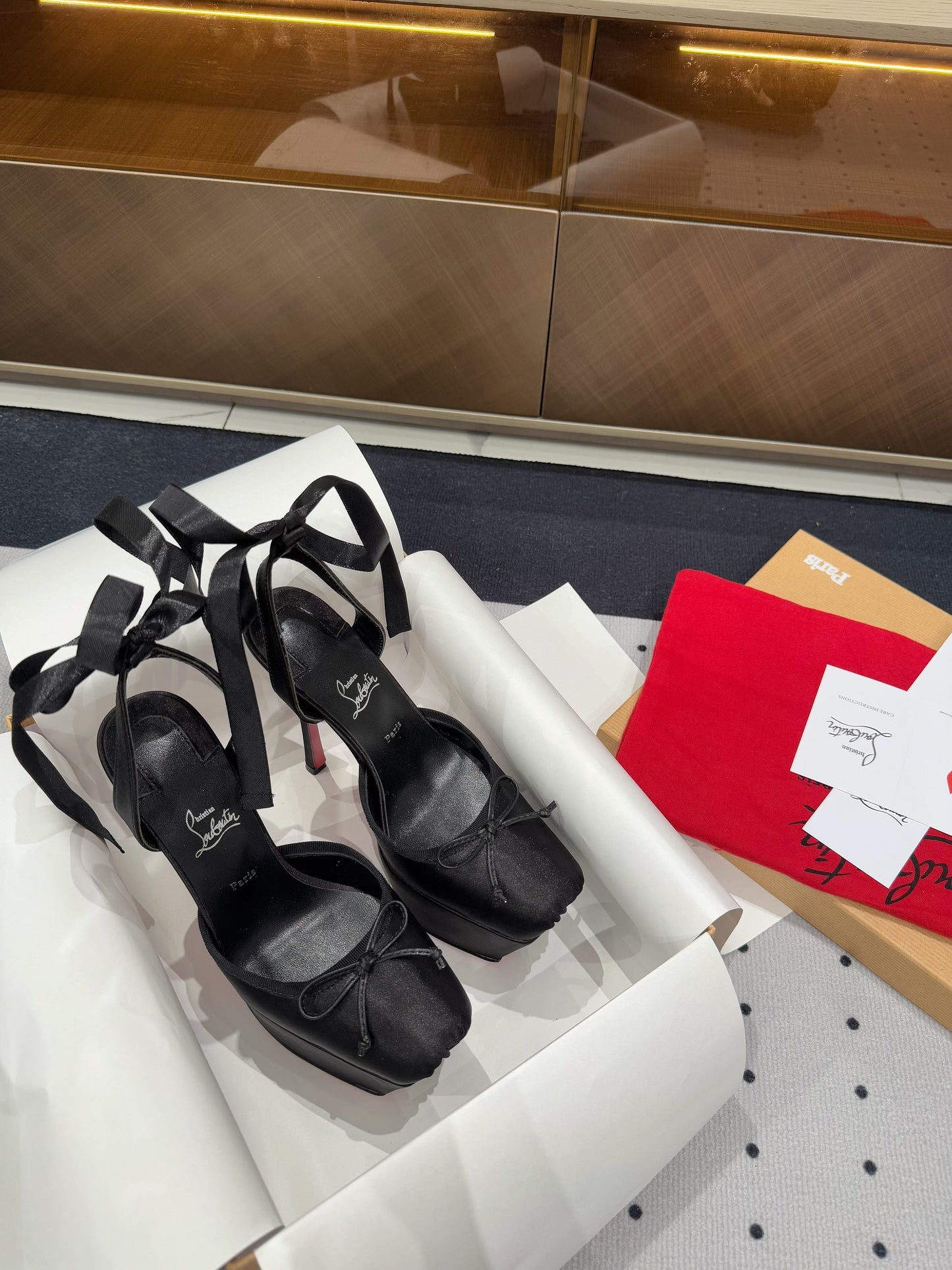 Dragons Bags - Best High-End Brands in One Place - AFFORDABLE LUXURY HEELS - 8221