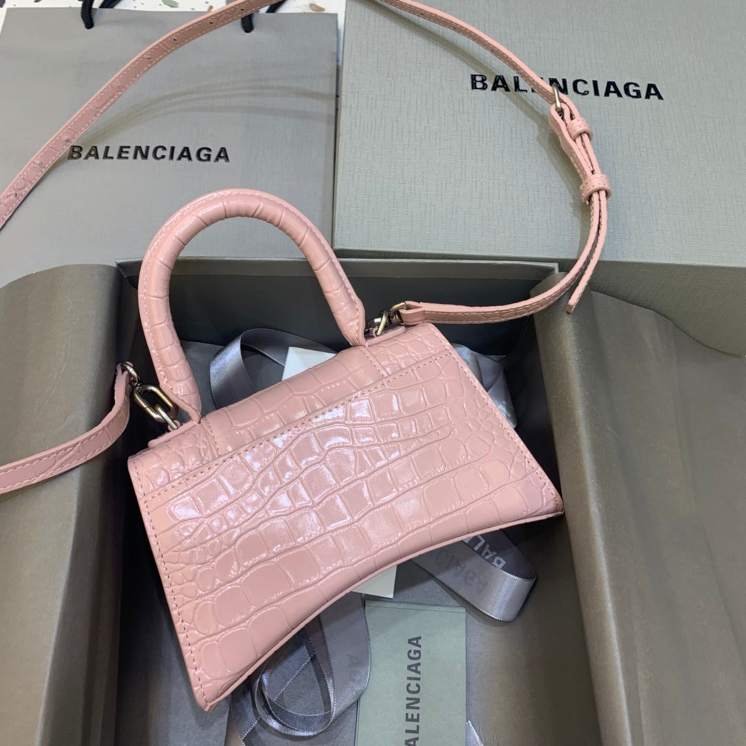new-luxury-designer-bags-nm24328