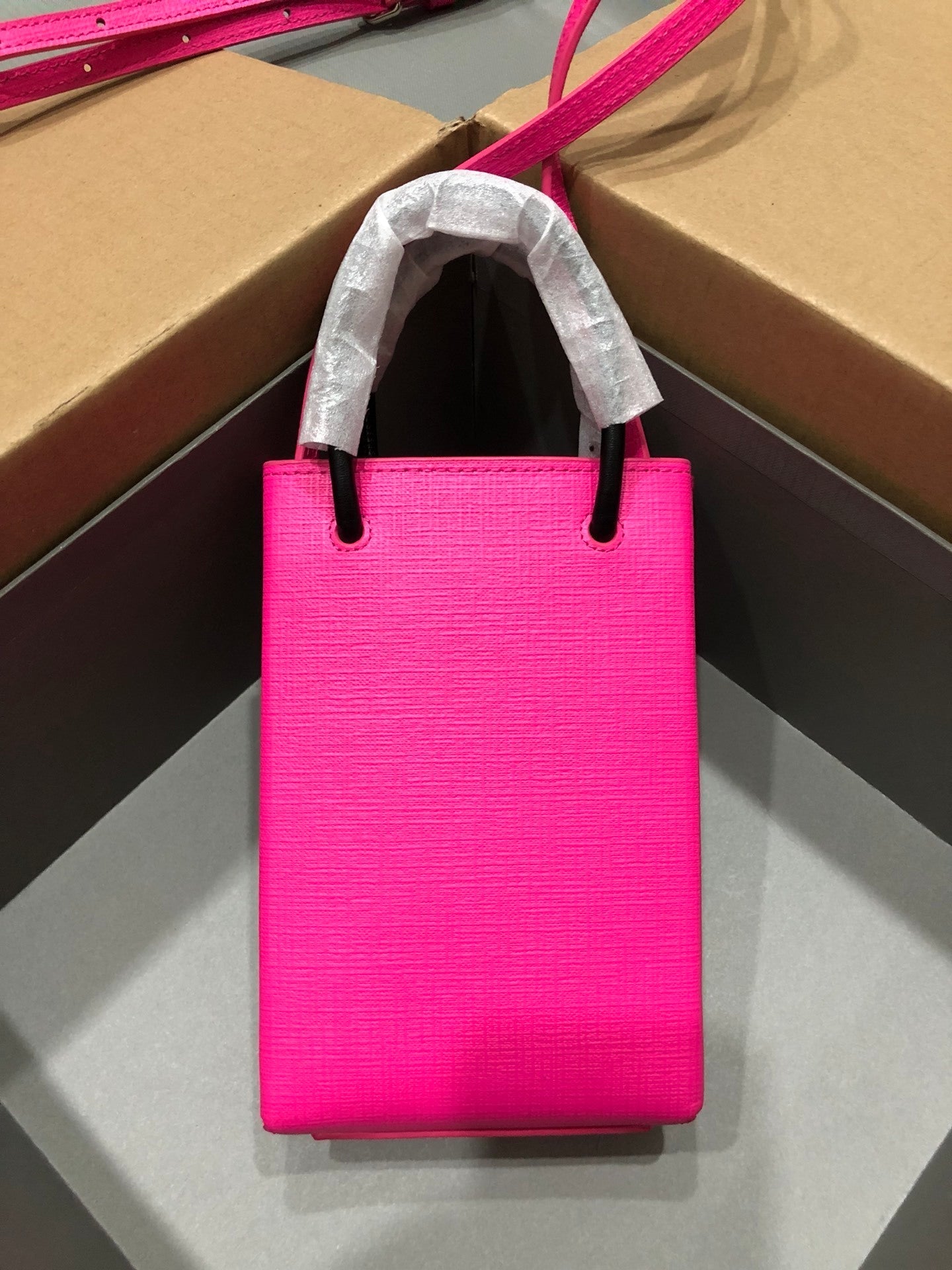 new-luxury-designer-bags-nm24176
