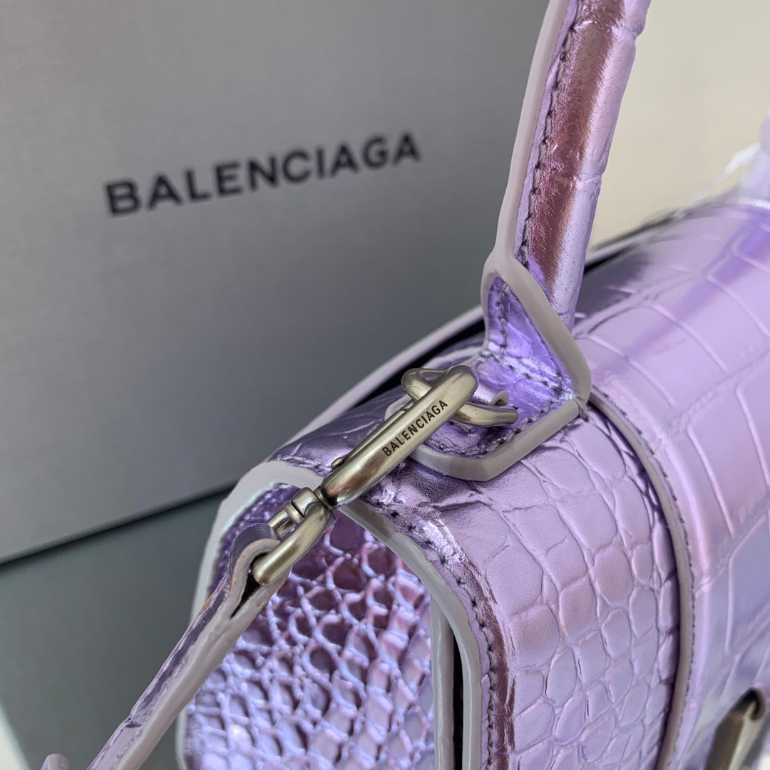 new-luxury-designer-bags-nm24069