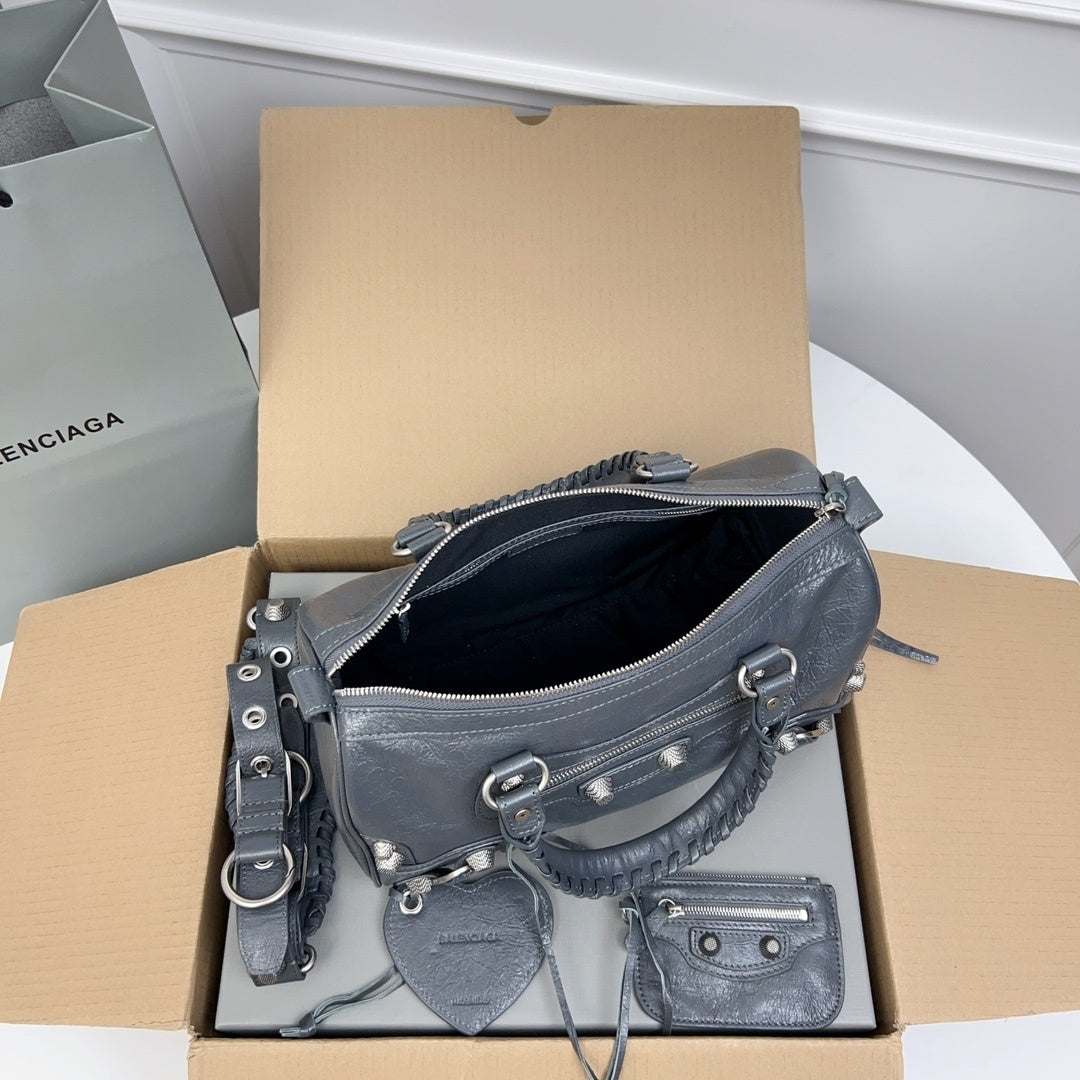 new-designer-premium-bags-nm24292