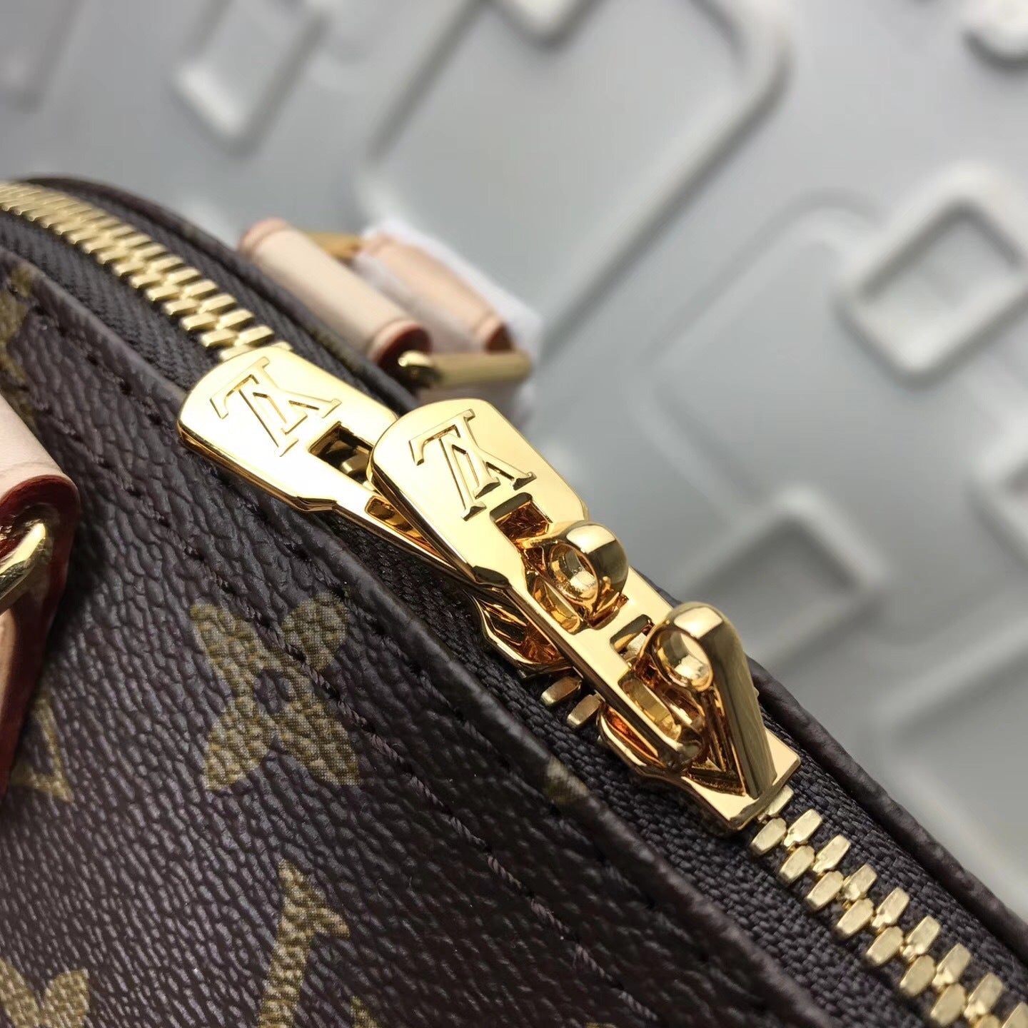 Dragons Bags - Best High-End Brands in One Place - AFFORDABLE LUXURY BAGS - 3573