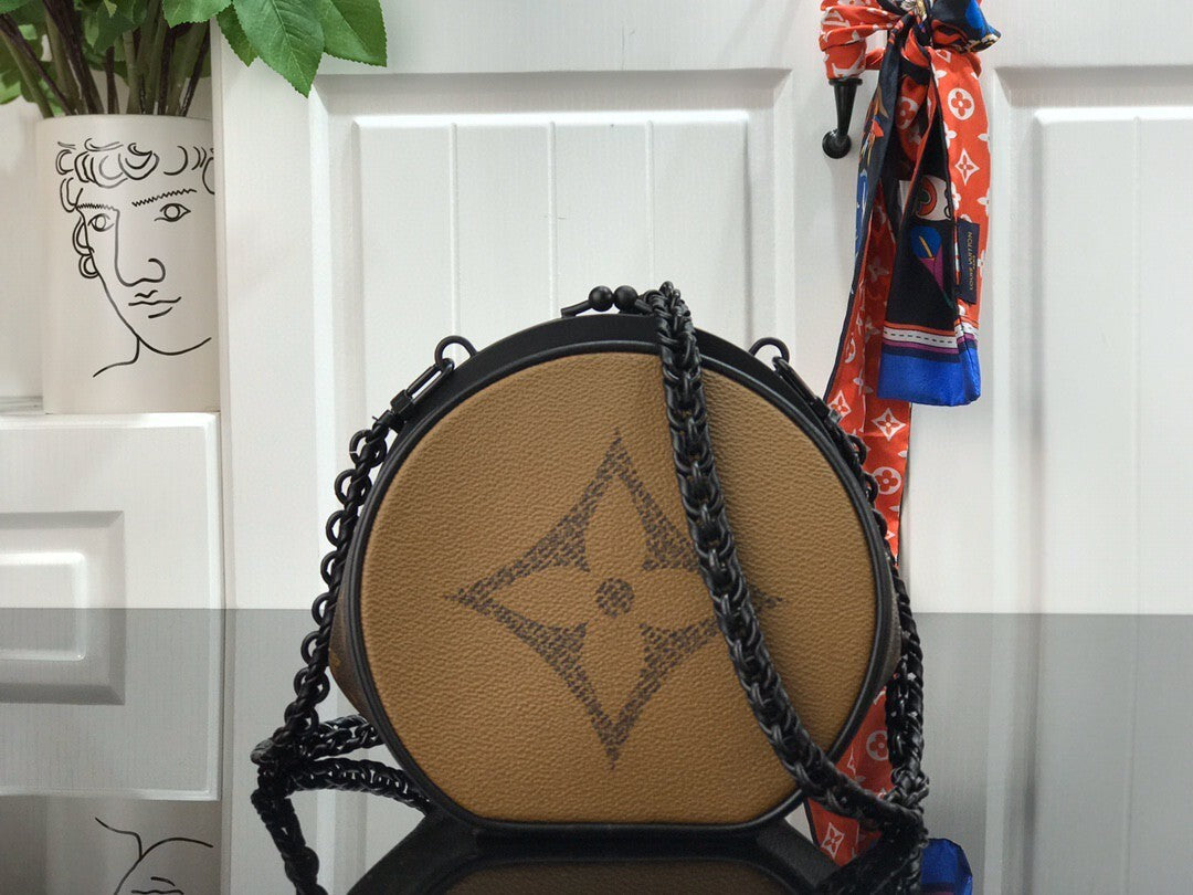 new-luxury-designer-bags-nm22059