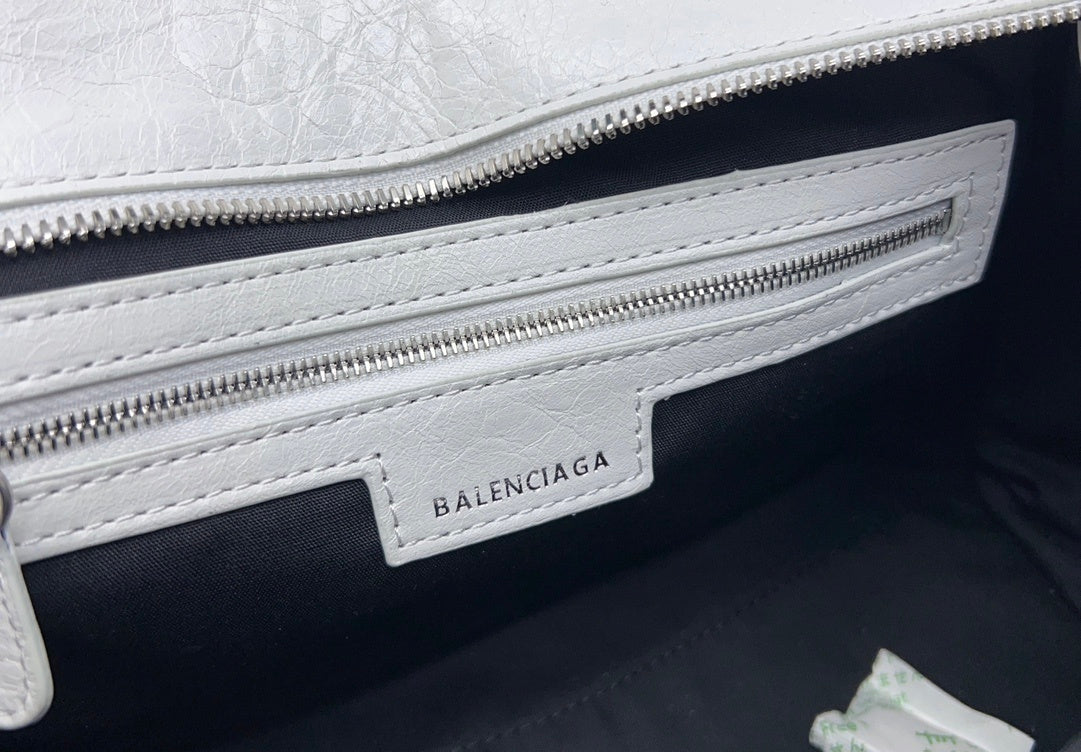 new-luxury-designer-bags-nm24281