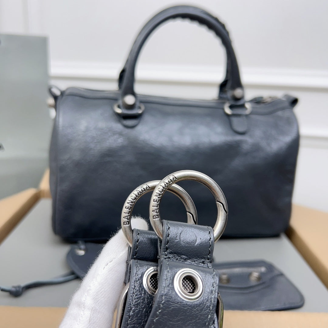 new-designer-premium-bags-nm24292