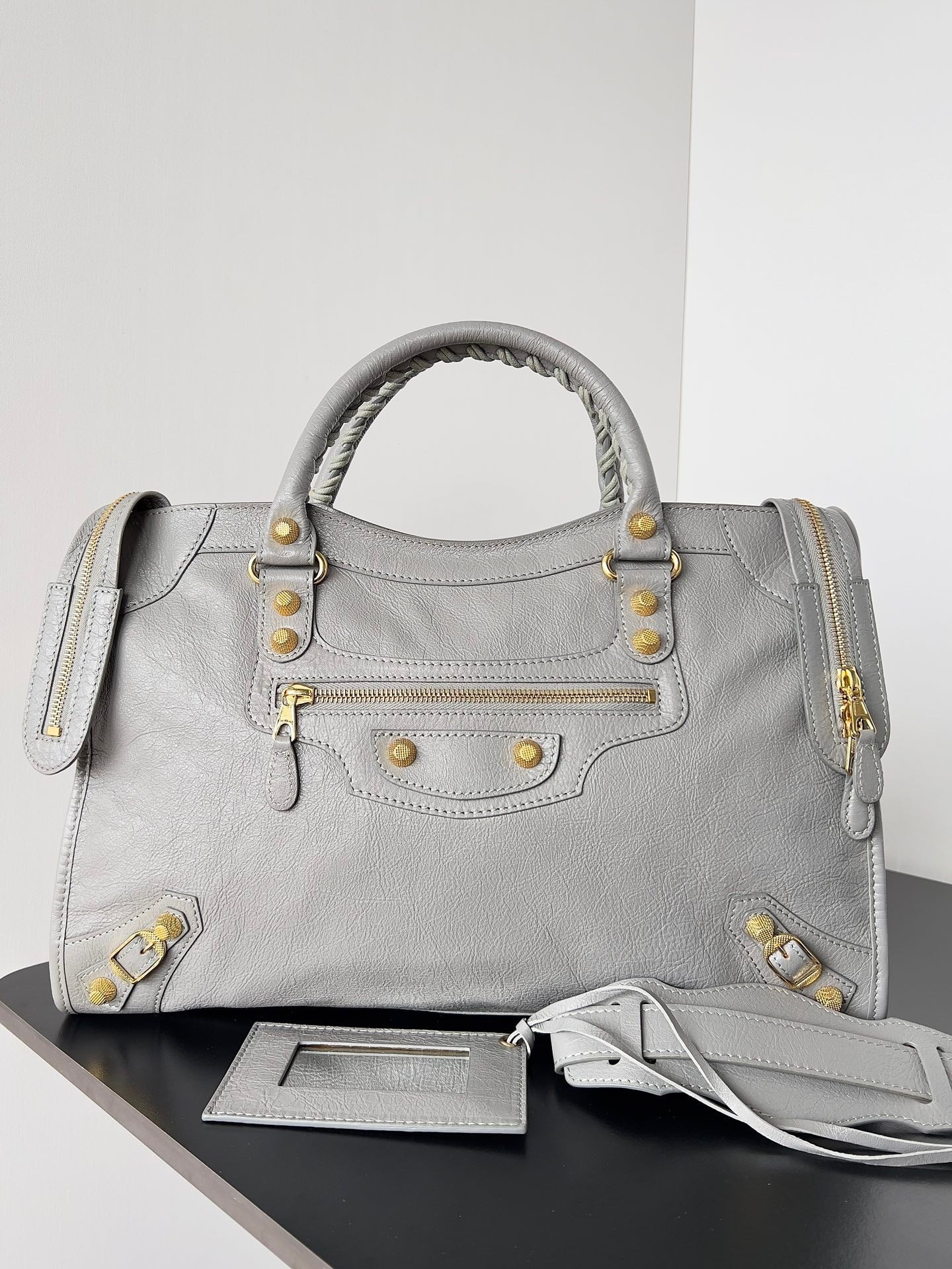 new-luxury-designer-bags-nm24817