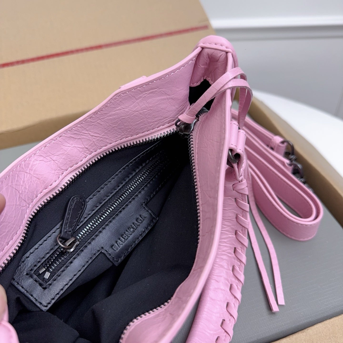 new-luxury-designer-bags-nm24045