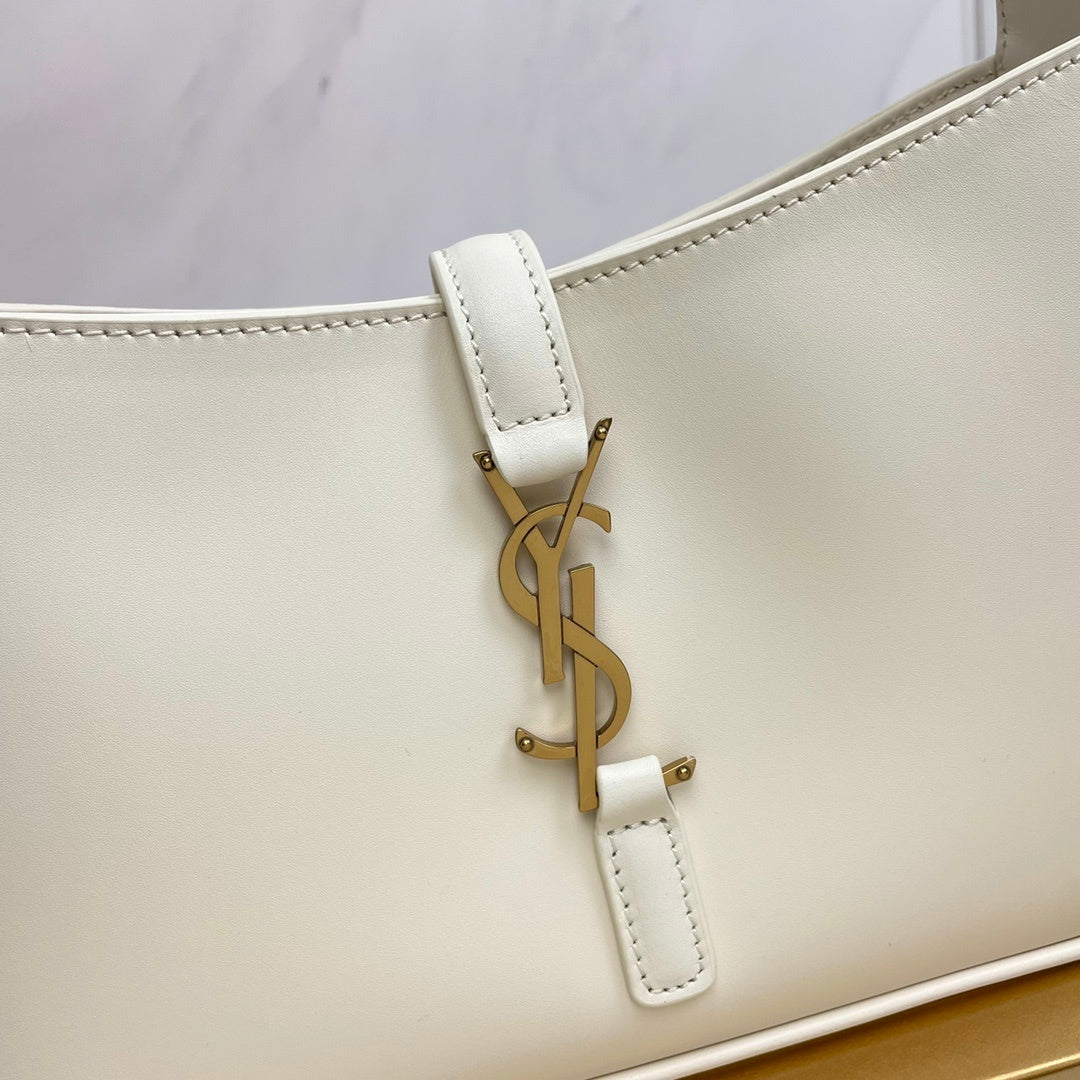 Dragons Bags - Best High-End Brands in One Place - AFFORDABLE LUXURY BAGS - 5725