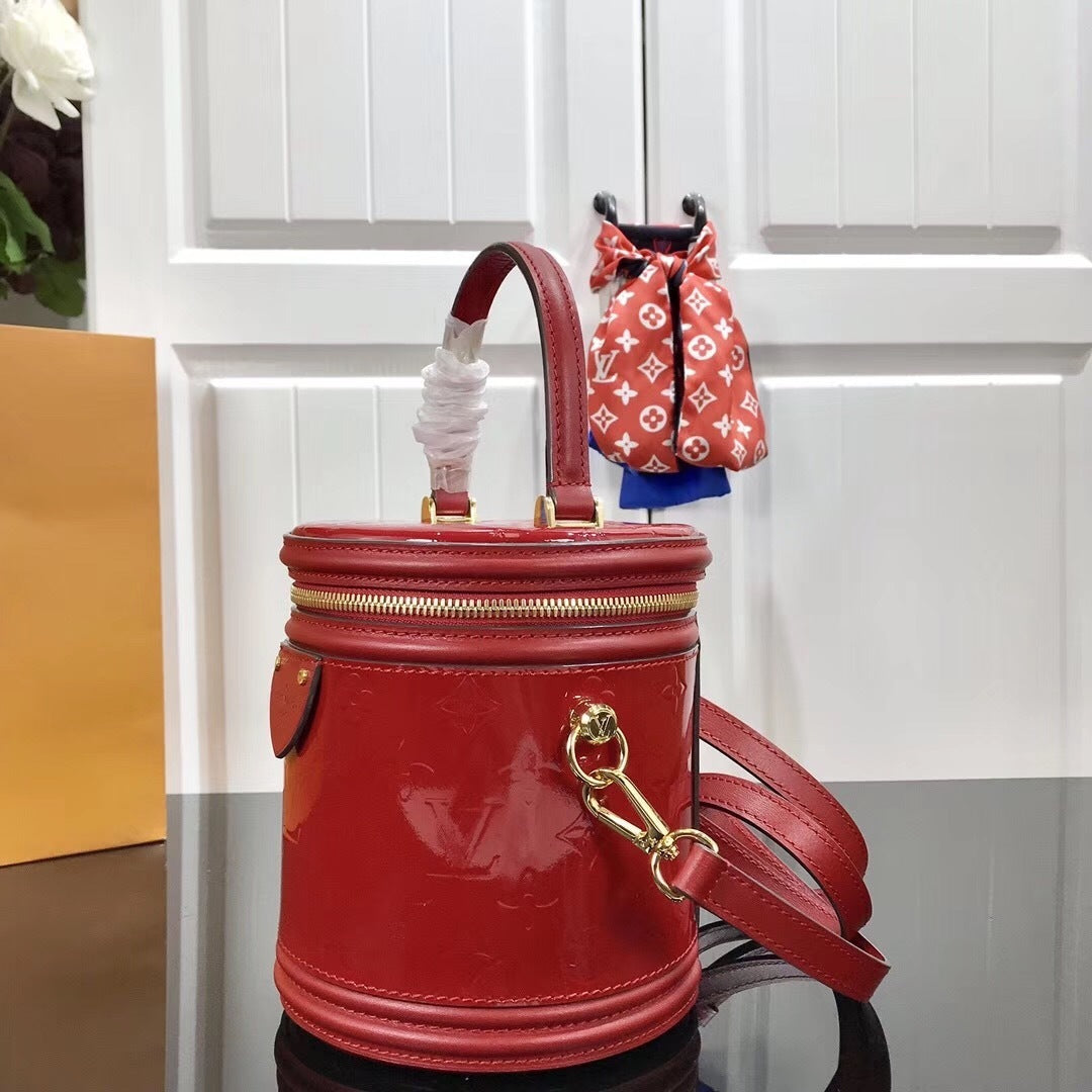Dragons Bags - High-Quality Designer Products for You - AFFORDABLE LUXURY BAGS - 3911