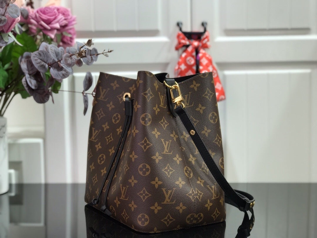Dragons Bags - High-Quality Designer Products for You - AFFORDABLE LUXURY BAGS - 4303