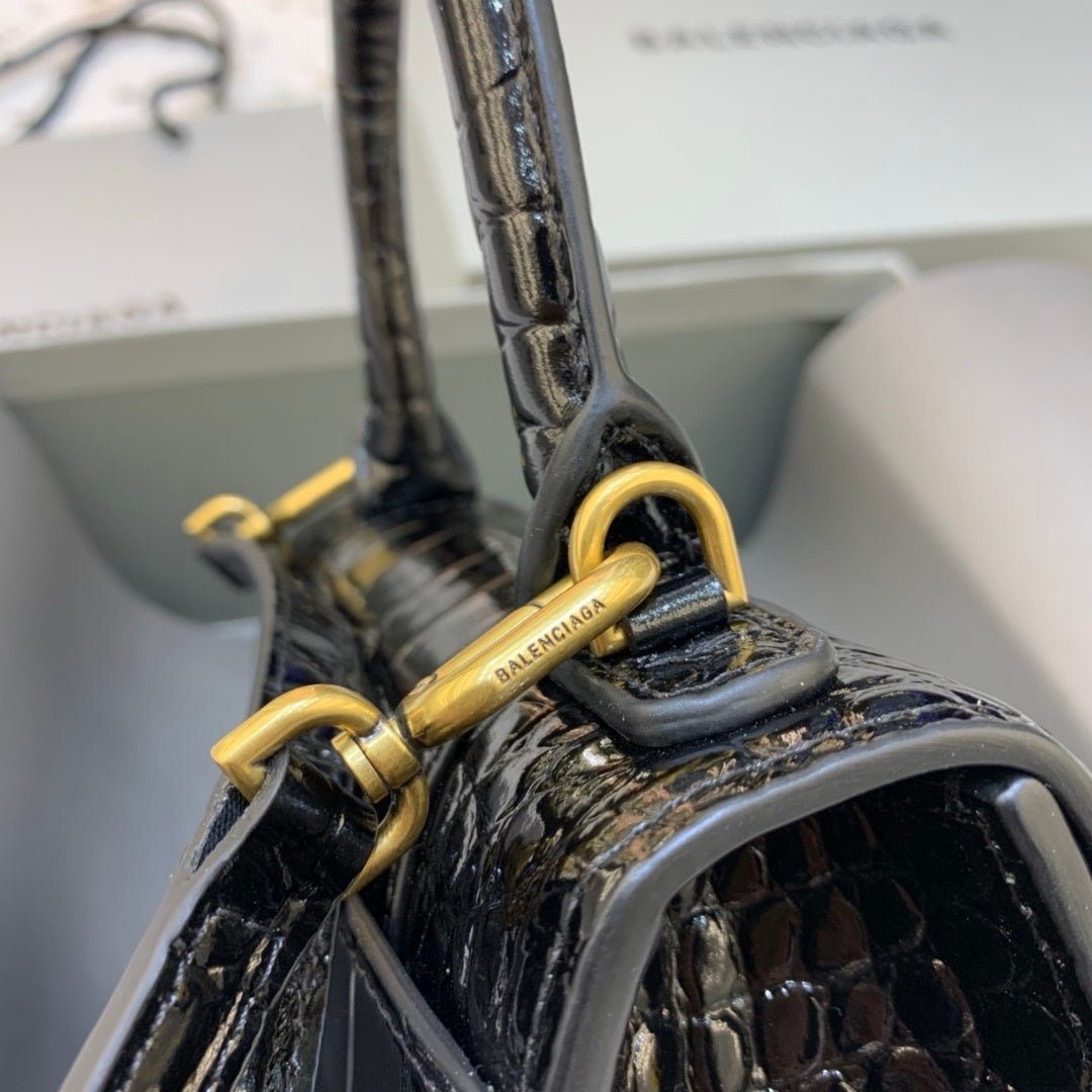 new-luxury-designer-bags-nm24325