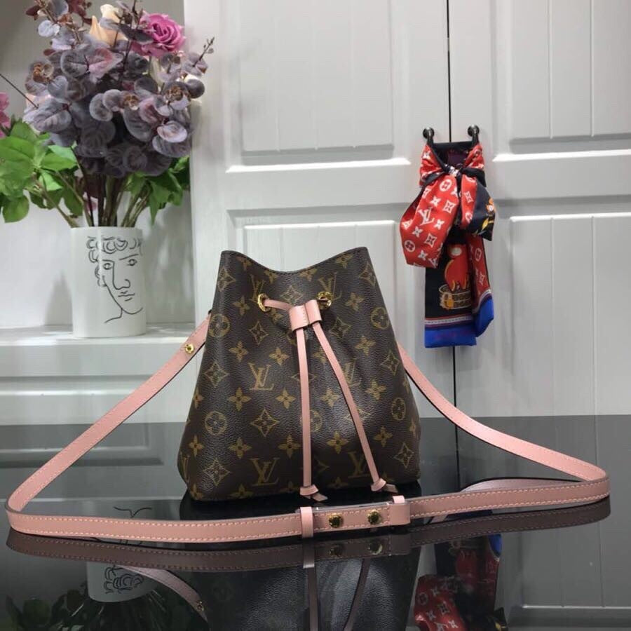 new-luxury-designer-bags-nm22080