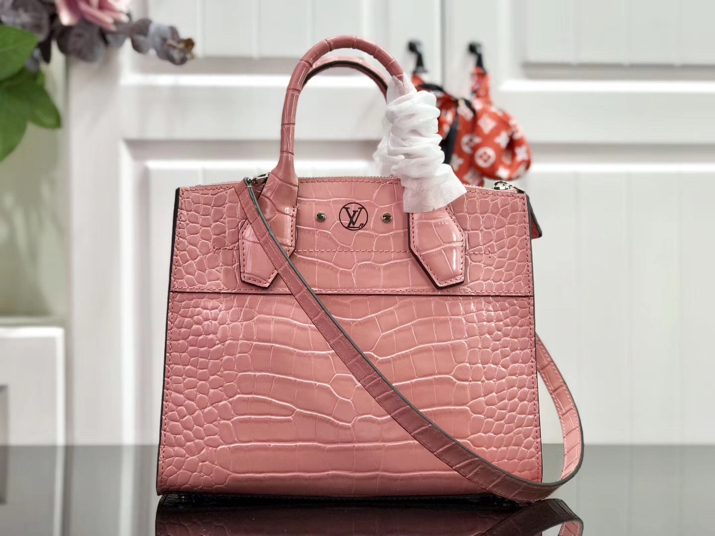 new-luxury-designer-bags-nm21838