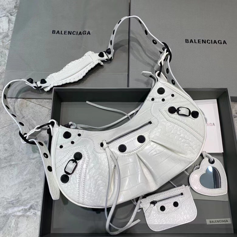 new-luxury-designer-bags-nm25047