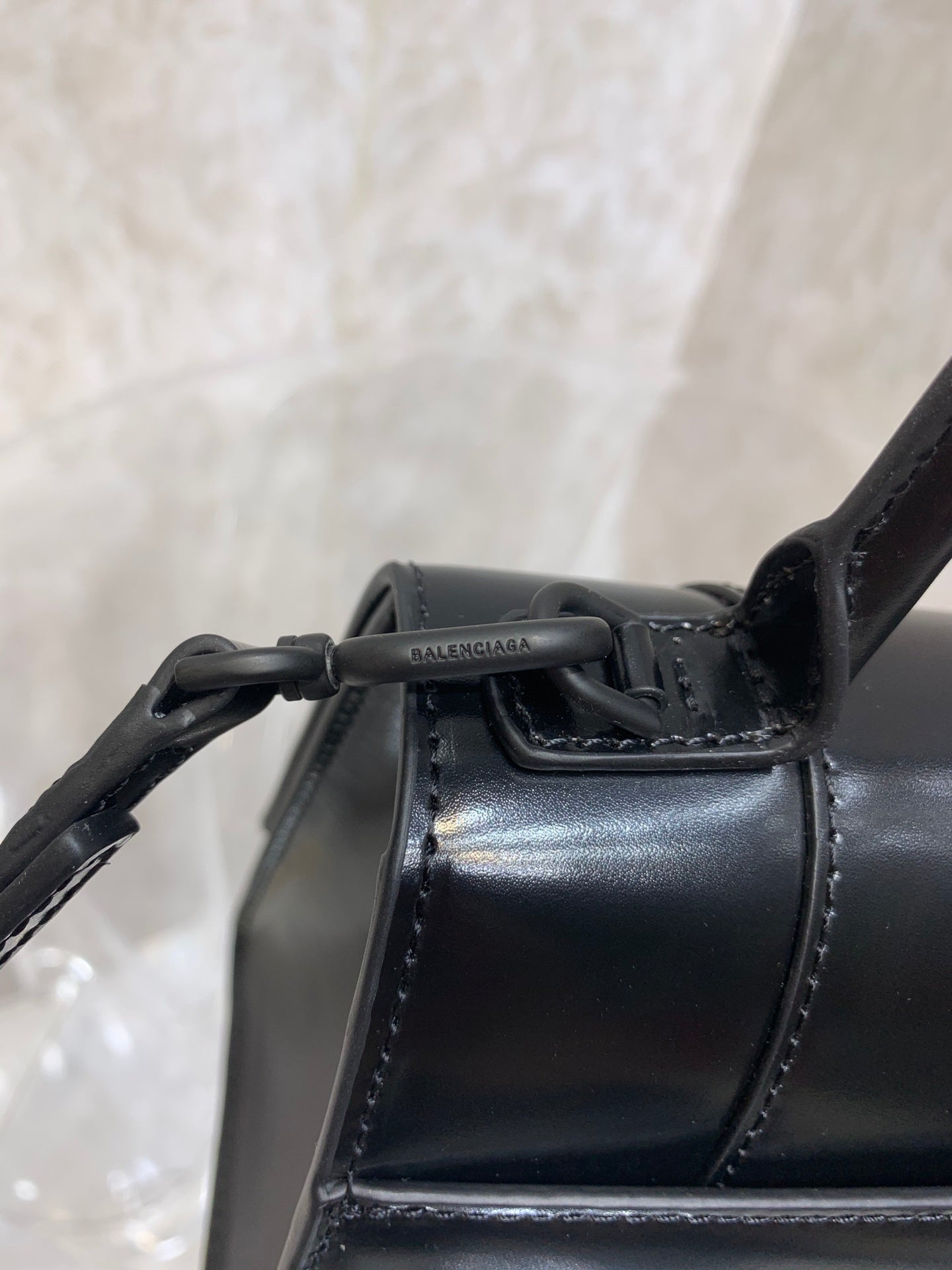new-luxury-designer-bags-nm24072