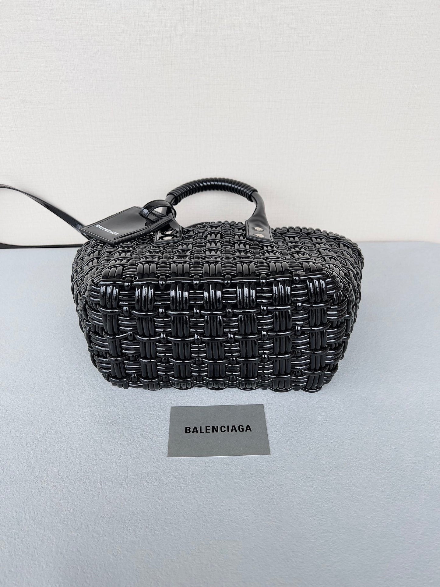 new-luxury-designer-bags-nm24062