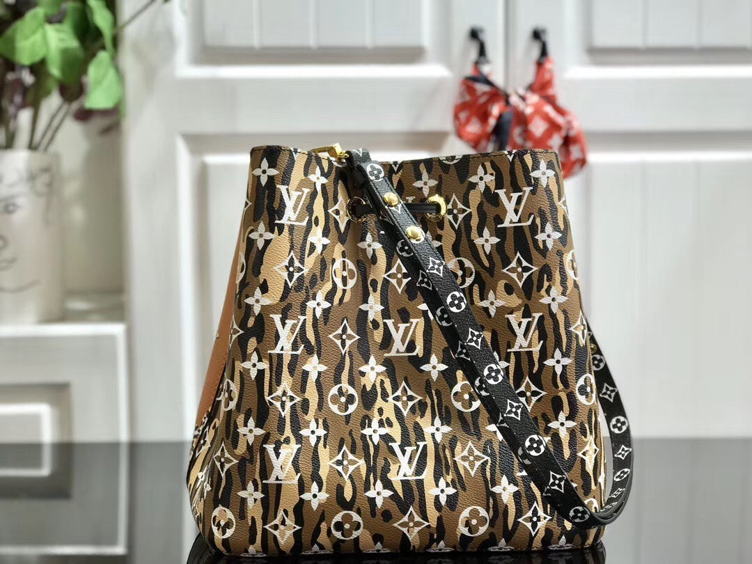 new-designer-premium-bags-nm21842