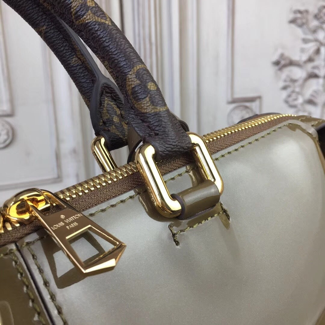 Dragons Bags - High-Quality Designer Products for You - AFFORDABLE LUXURY BAGS - 3567