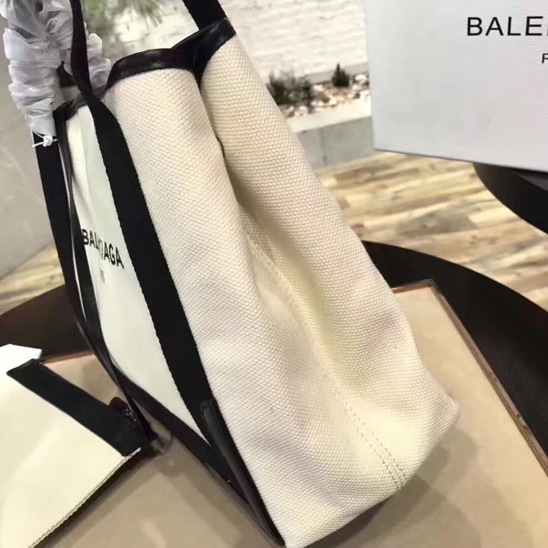 new-designer-premium-bags-nm24732