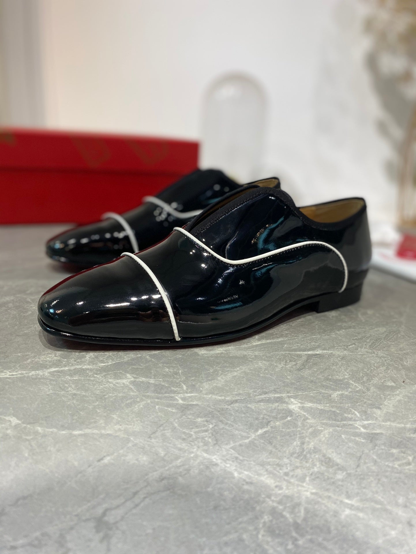 Dragons Bags - High-Quality Designer Products for You - AFFORDABLE LUXURY HEELS - 8251